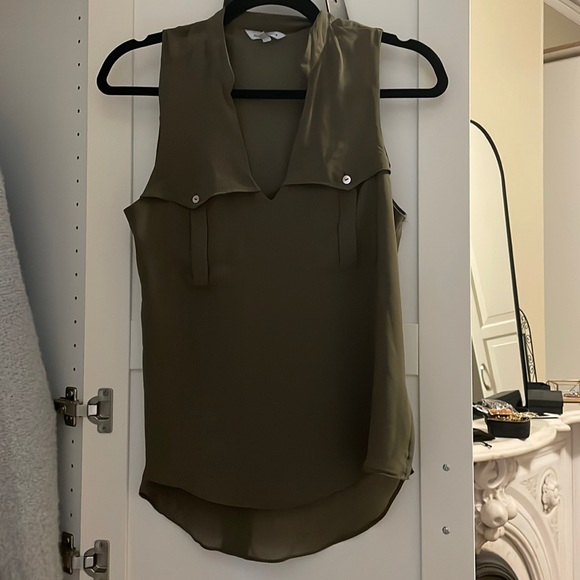 Naked zebra sleeveless green tank with buttons - Picture 1 of 3